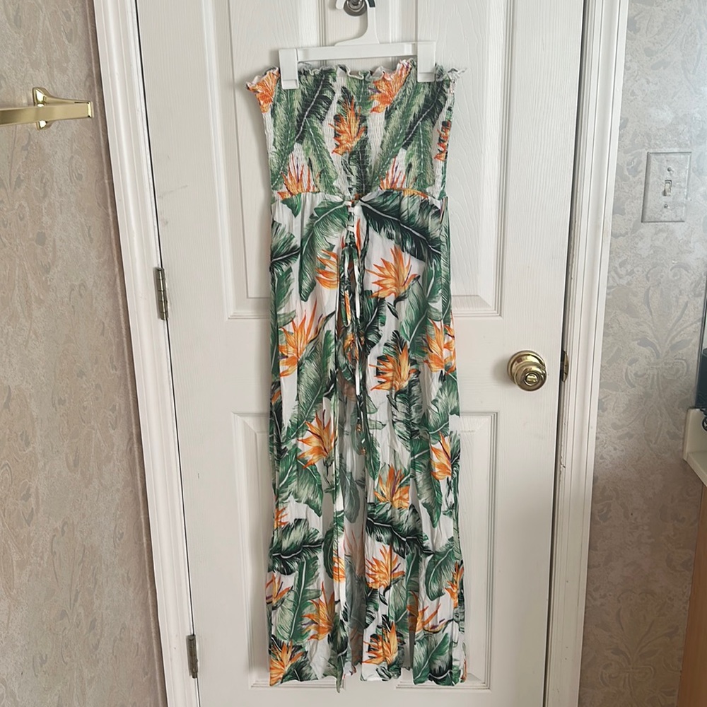 Luxxel Maxi Dress in Floral Pattern | Color: Green/Orange | Size: M